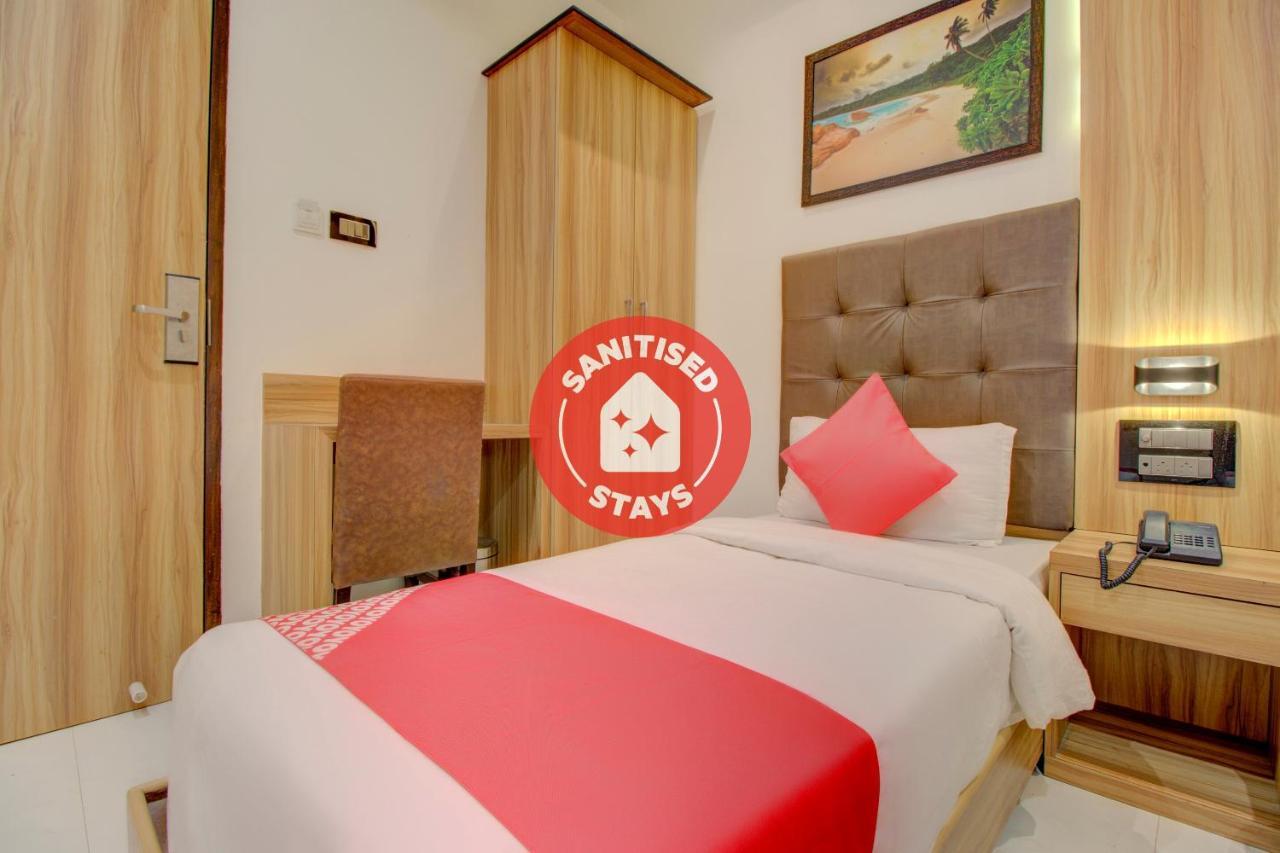Oyo 76180 Hotel Meriton Mumbai Dış mekan fotoğraf
