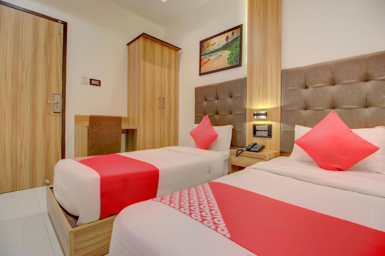 Oyo 76180 Hotel Meriton Mumbai Dış mekan fotoğraf