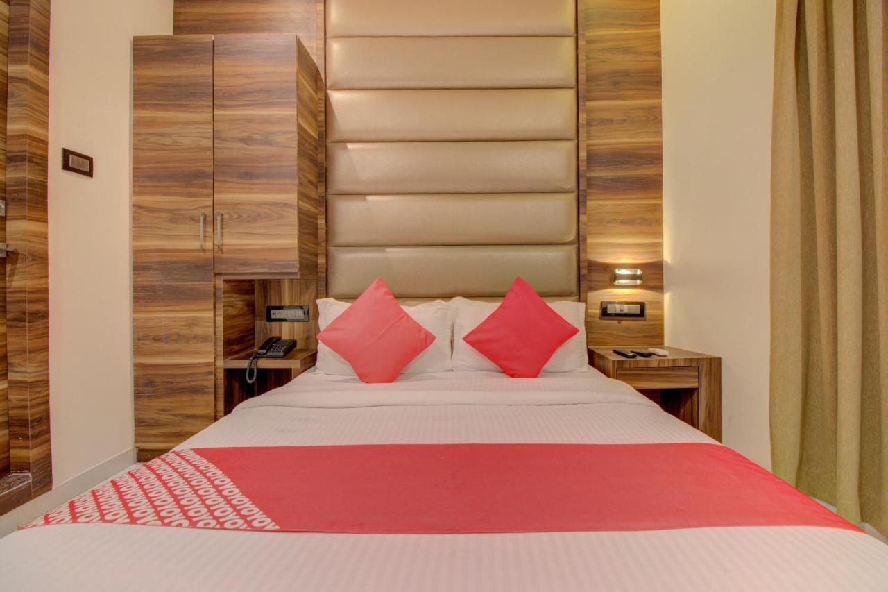 Oyo 76180 Hotel Meriton Mumbai Dış mekan fotoğraf